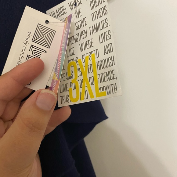 LULAROE CICI - 3XL NAVY - Picture 4 of 6